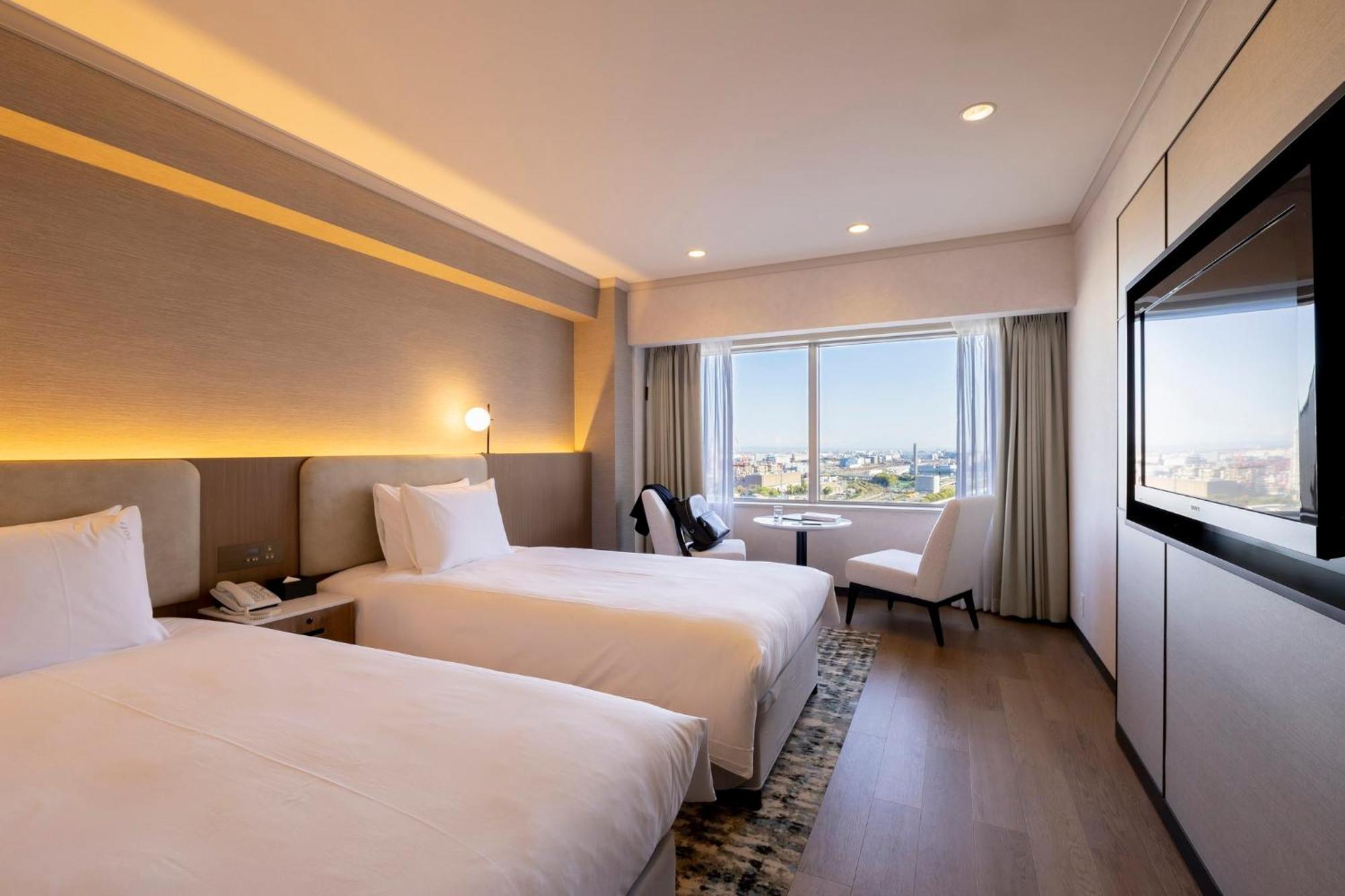 Ana Holiday Inn Tokyo Bay By Ihg Exterior foto
